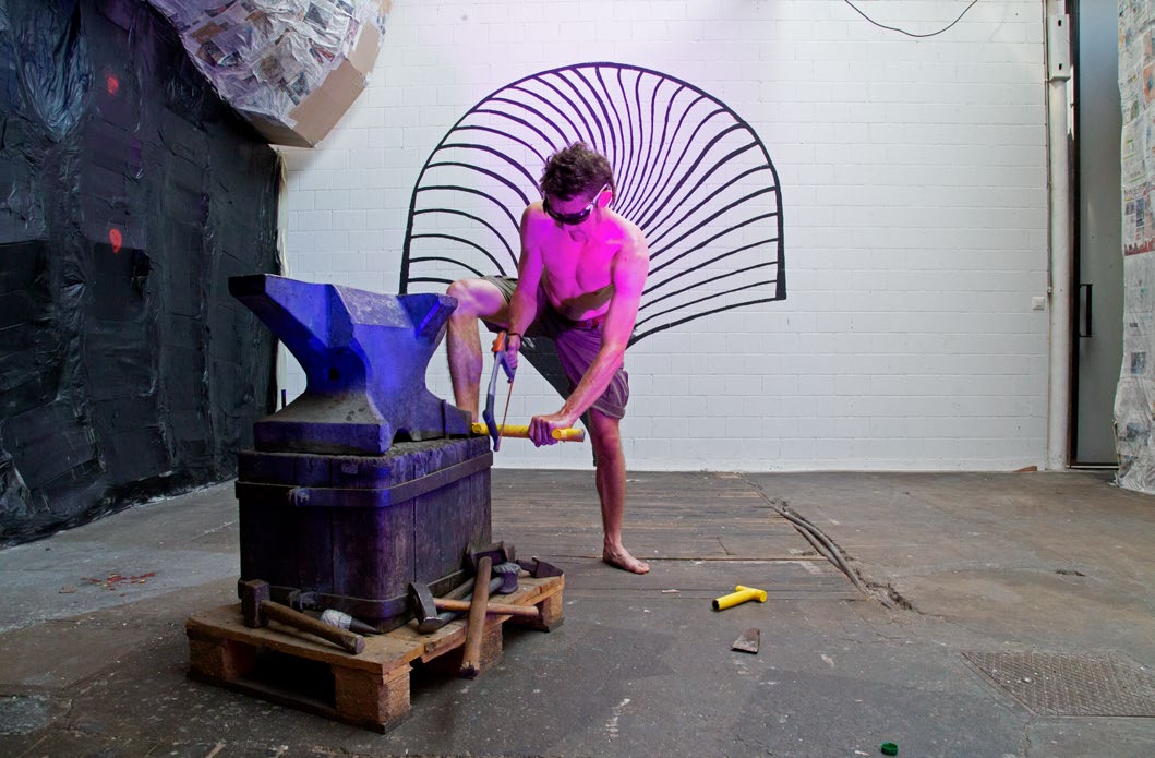 Melting of the iron body, further view 6